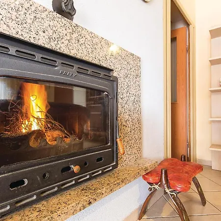 3 Bedroom Nice Home In Vodnjan Holiday home Vodnjan